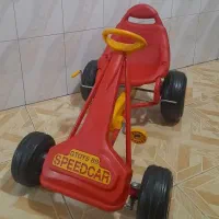 ماشین چهار چرخ
