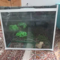 آکواریوم با چهار پایه فروشی