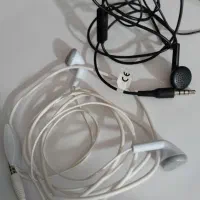 هندزفری|لوازم جانبی موبایل و تبلت|آستانه اشرفیه, |دیوار