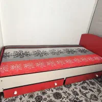 فروش تخت نوجوان و میز تحریرو کمد