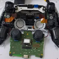تعمیر تخصصی دسته‌های PS4  PS5  XBOX