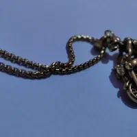 زنجیر ها|جواهرات|جوانرود, |دیوار