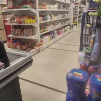 نیروی خانم برای فروشگاه