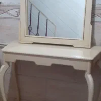 کنسول و آیینه