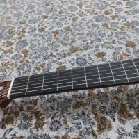 گیتار یاماها C390 و پایه گیتار پایه نت|گیتار، بیس، امپلیفایر|شیراز, گلشن|دیوار