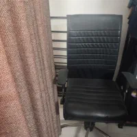 صندلی اداری چرم