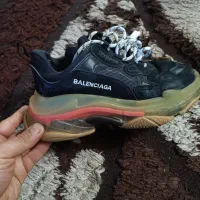 کفش بالنسیاگا اصلی سایز 40