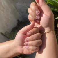 کاشت ناخن وبافتمو|خدمات آرایشگری و زیبایی|شیراز, فرگاز|دیوار