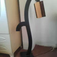 آباژور رنگ مشکی کار کرده چراغ دار چوبی|چراغ خواب و آباژور|همدان, |دیوار