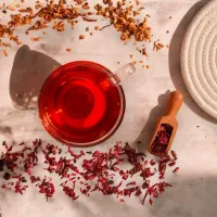 پخش چای میوه ای و دم نوش های خاص مومنتی