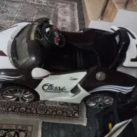 کمد لباس بچه گانه وماشین شارژی تمیز و کم کار|جاکفشی، کمد، دراور|تربتحیدریه, حسنی بالا|دیوار