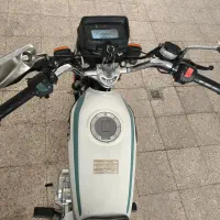 موتورسیکلت 200