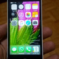 اپل iPhone 5 با حافظهٔ ۳۲ گیگابایت