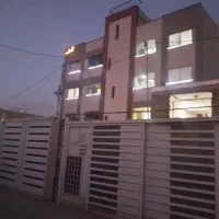 فروش آپارتمان۱۳۰ متری سه خوابه در خیابان جی اصفهان