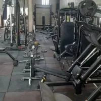 فروش وسایل باشگاه بدنسازی به صورت جارو کش.