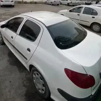 پژو (206 صندوق دار ) مدل 1397 بدون رنگ‌