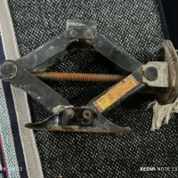 جک برای وانت و سواری قیمت ۵۰۰هزارتومن