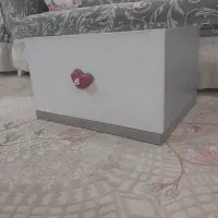 فروش میز کنار تخت دخترانه|مبلمان خانگی و میز عسلی|قشم, |دیوار