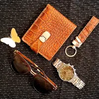 چرم دست دوز گاو، بز، شتر|کیف، کفش، کمربند|تربتحیدریه, پارک کاشانی|دیوار