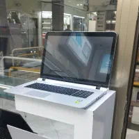 لپتاپ hpبا پردازنده i7و۴ گیگ گرافیک مجزا صفحه لمسی