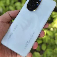 آنر 200 در حد آک