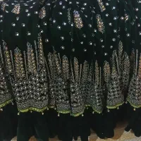 لباس محلی مایل به معاوضه هستم