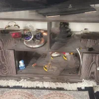 میز تلویزیون شیک و مرتب