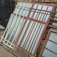 درو پنجره اهنی
