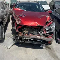 کارشناس و خریدار خودرو تصادفی