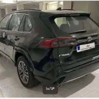 تویوتا وایلندر فول مشکی دو دف 2025