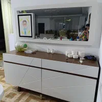 آینه و کنسول