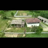 خانه تالار دار سنتی فروشی