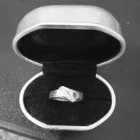 حلقه و انگشتر