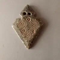 نشان سنگی عجیب غریب قدیمی