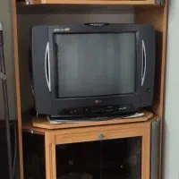 تلوزیون‌۲۱‌ومیزباهم