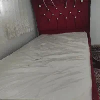تخت خواب یک نفره