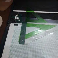 تخته رسم همراه با لوازم نقشه کشی
