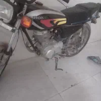 مدلش ۸۸ پلاک ملی ولی ب نام نمیشه پلا ک این داره