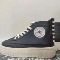 کتونی ساق دار بندی