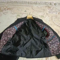 کت مجلسی|لباس|شیراز, شهرک نیروی انتظامی|دیوار