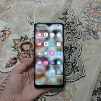 گوشی m32تمیز