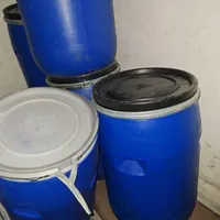 بشکه ۱۲۵ لیتری نو|ظروف نگهدارنده، پلاستیکی، یک‌بارمصرف|کاشان, کارگر|دیوار