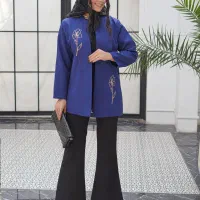 فروشنده پوشاک زنانه