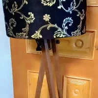 آباژور ایستاده بسیار شیک|چراغ خواب و آباژور|ورامین, ورامین|دیوار