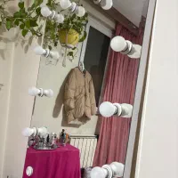 آینه ی لامپی