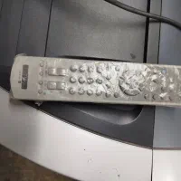 تلویزیون سونی ۲۹ اینچ با میز فابریک|تلویزیون و پروژکتور|تهران, سازمان برنامه شمالی|دیوار