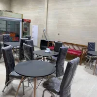 میز و‌صندلی و ترازو