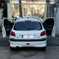 ۲۰۶ سقف پاناروما