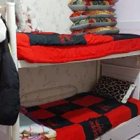 تخت دو طبقه