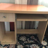 میز کامپیوتر